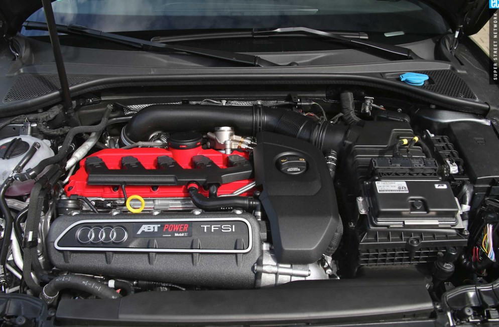 2021 Audi RS3 Engine