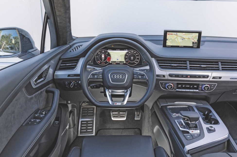2021 Audi SQ7 Interior