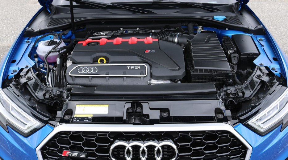 2022 Audi RS3 Engine