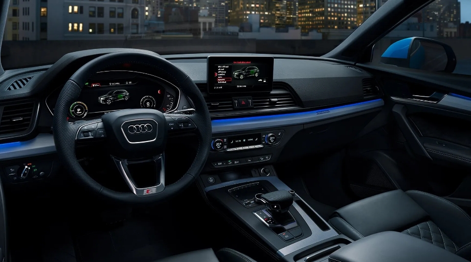 2026 Audi Q5 Hybrid Interior.