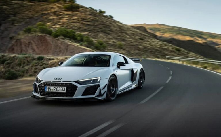 2026 Audi R8 Coupe Pictures