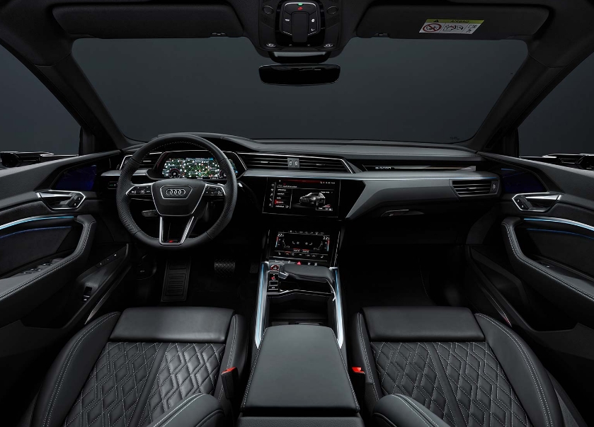 2026 Audi SQ8 e-tron Interior